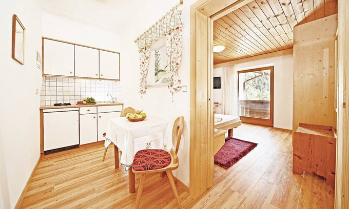 Saltusio Apartment | Holiday Apartment 'Camping Passeier Enzian' with Sauna, Mountain View, Garden & Wi-Fi