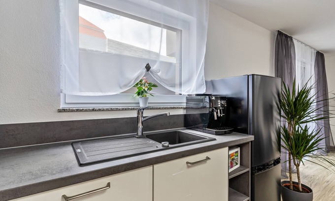 Ringsheim Apartment | Holiday Apartment "Casa Di Michelle" with Private Terrace & Wi-Fi