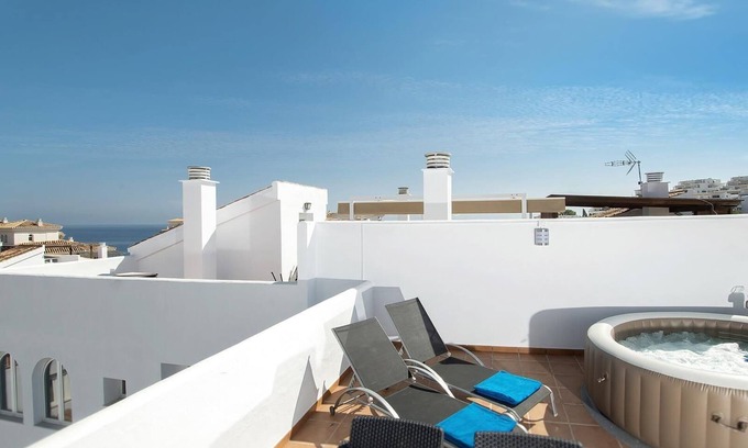 Velilla-Taramay Apartment | Holiday Apartment "Casa Chana" with Terrace, Shared Pool & Jacuzzi