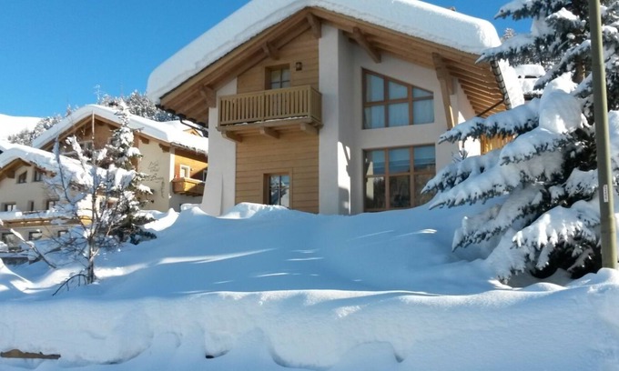 Teola Apartment | Holiday Apartment Chalet Monteneve Verde with Mountain View, Balcony & Wi-Fi