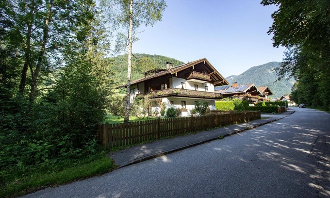 Weissbach an der Alpenstrasse House | Holiday apartment Schneizlreuth for 1 - 2 persons with 1 bedroom - Holiday house