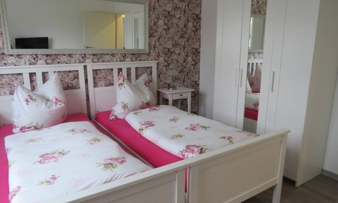 Wilhelmshaven Apartment | Holiday apartment Wilhelmshaven for 1 - 4 persons with 2 bedrooms - Holiday apartment