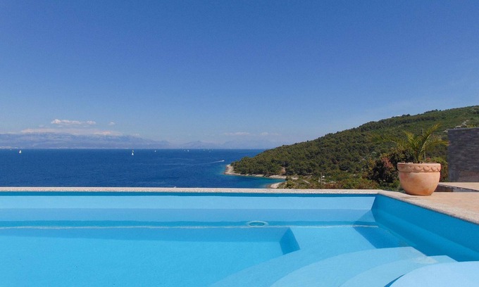 Cove Donja Krusica (Donje selo) Apartment | Holiday apartment Donje Selo for 1 - 6 persons with 3 bedrooms - Holiday apartment