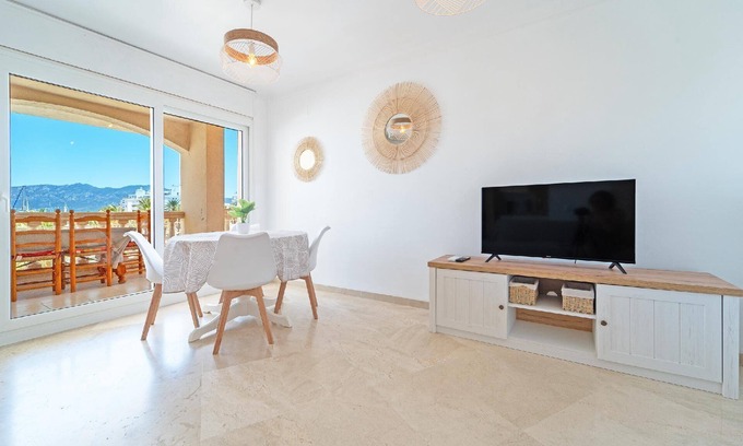 Empuriabrava Apartment | Holiday apartment Empuriabrava for 1 - 4 persons with 2 bedrooms - Holiday apartment