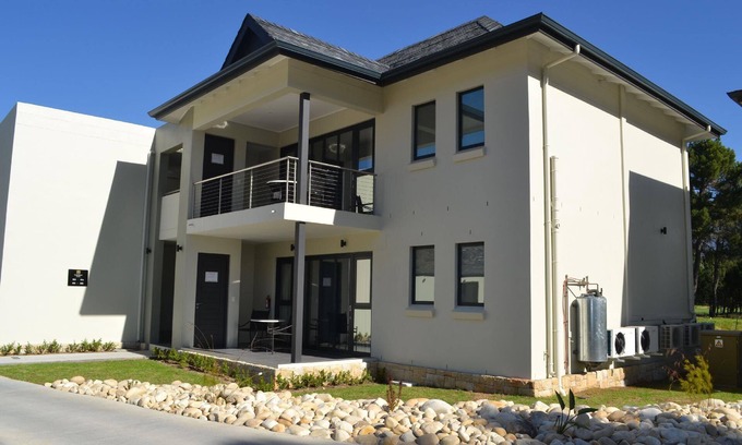 Cape Winelands Apartment | Holiday apartment Franschhoek for 1 - 4 persons with 2 bedrooms - Row house