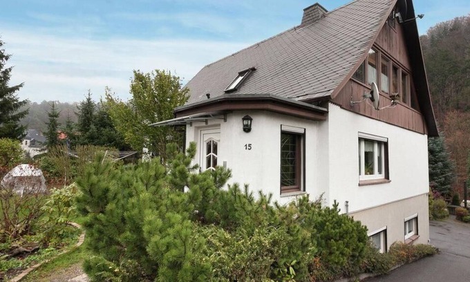 Hainsberg Apartment | Holiday apartment Freital for 1 - 4 persons with 3 bedrooms - Holiday apartment
