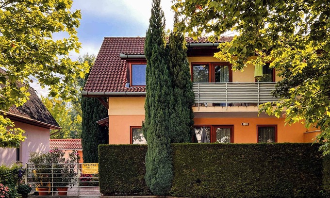 Balatonboglar Apartment | Holiday apartment only 30 meters from the beach