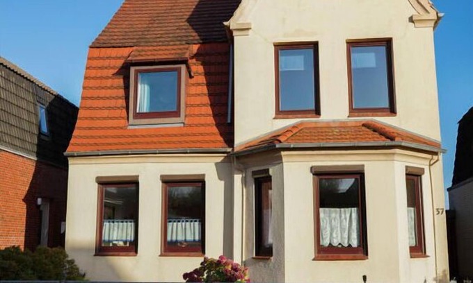 Osterhusum Apartment | Holiday apartment in Beatenberg