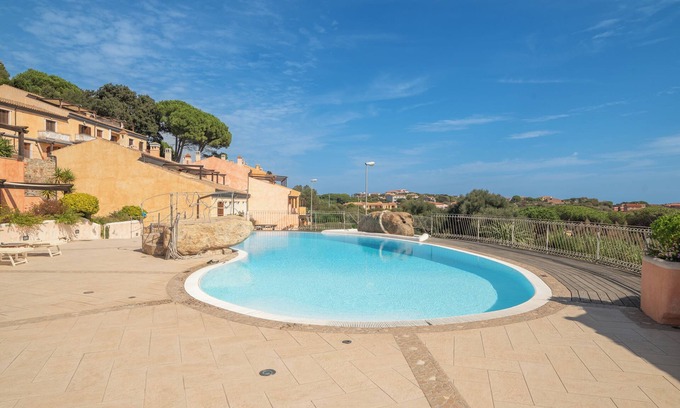 La Maddalena Apartment | Holiday Apartment "A 101 Puntavilla Mare" with Pool