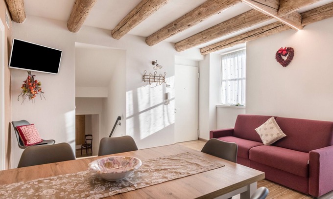 Levico Terme Apartment | Holiday Apartment 'L'Antica Corte Apt Mara' with Mountain View & Wi-Fi