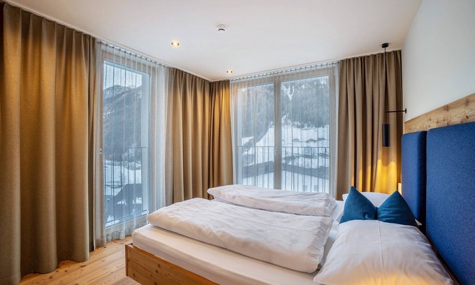 San Giacomo Apartment | Holiday Apartment "Stoana Apt 3-1" with Relaxing Wellness Area