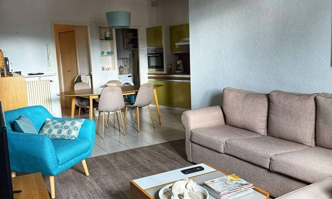 Millau Apartment | Holiday Apartment "Le Seventie's" with Wi-Fi