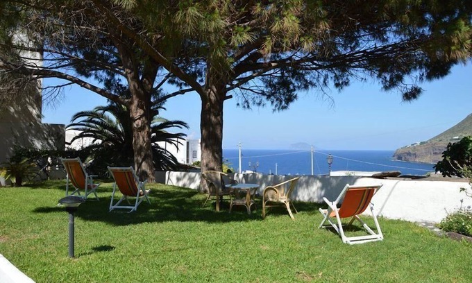 Malfa Apartment | Holiday apartment Malfa for 1 - 3 persons with 1 bedroom - Row house