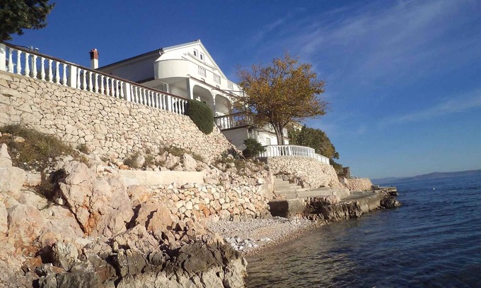 Baric Draga Apartment | Holiday apartment near the sea