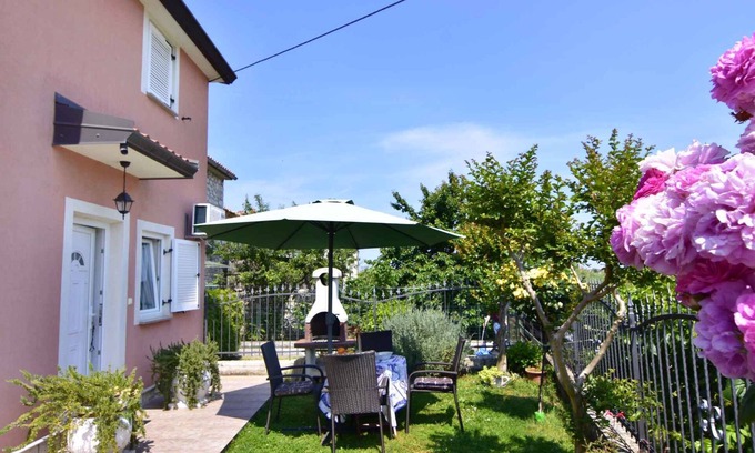 Đuba Apartment | Holiday apartment near the beach