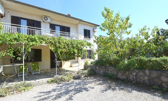 Municipality of Omisalj Apartment | Holiday apartment Omisalj for 1 - 8 persons with 3 bedrooms - Holiday apartment