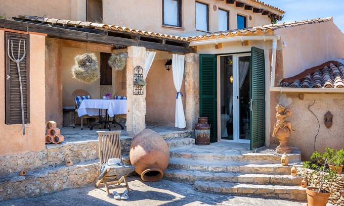 Son Macia Villa | Holiday Apartment Petit "Adults Only-Mallorca" with Shared Pool and Wi-Fi