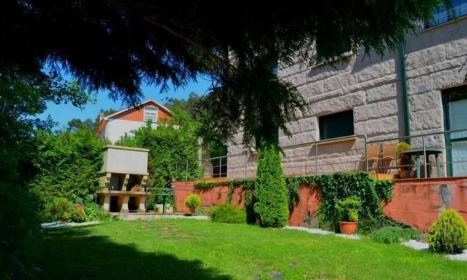 Poio Apartment | Holiday apartment Poio for 2 - 4 persons with 2 bedrooms - Row house