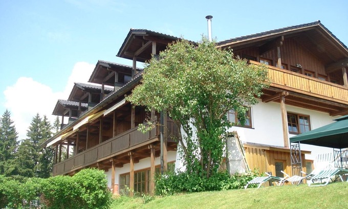 Honigsgrub Apartment | Holiday apartment Rinchnach for 1 - 4 persons with 2 bedrooms - Holiday apartment in one or multi-fa