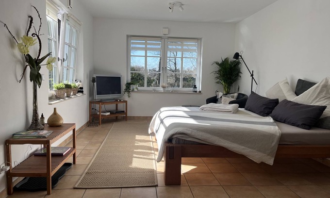 Wenden Apartment | Holiday Apartment 'SCHEPPEs AUSZEIT' with Private Terrace, Garden View and Wi-Fi