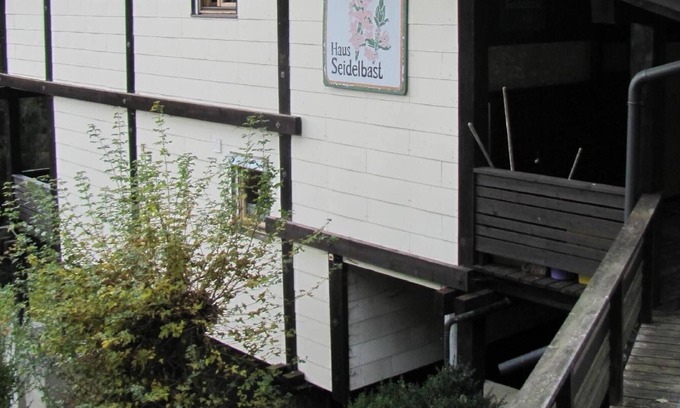 Vorauf Apartment | Holiday apartment Siegsdorf for 1 - 5 persons with 2 bedrooms - Holiday apartment in one or multi-fa