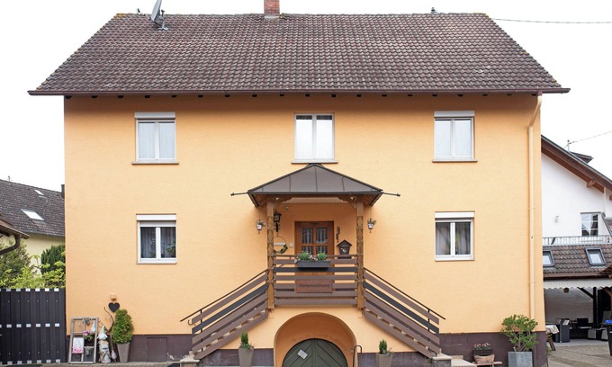 Staufen im Breisgau Apartment | Holiday Apartment "Sink" with Private Terrace, Private Garden & Wi-Fi