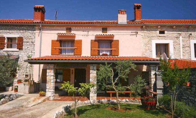 Orihi Apartment | Holiday apartment with air conditioning