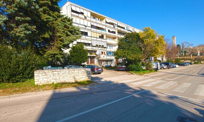 Veruda Apartment | Holiday apartment with air conditioning