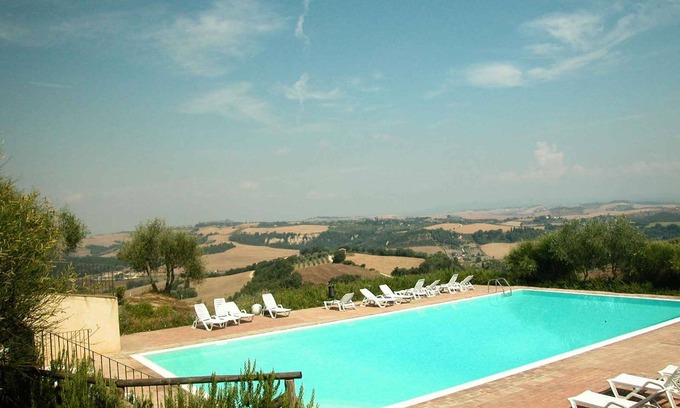 Asciano Apartment | Holiday apartment with private garden on the ground floor