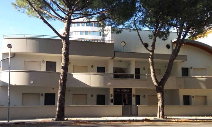 Lignano Sabbiadoro Apartment | Holiday apartment with balcony, air conditioning and internet