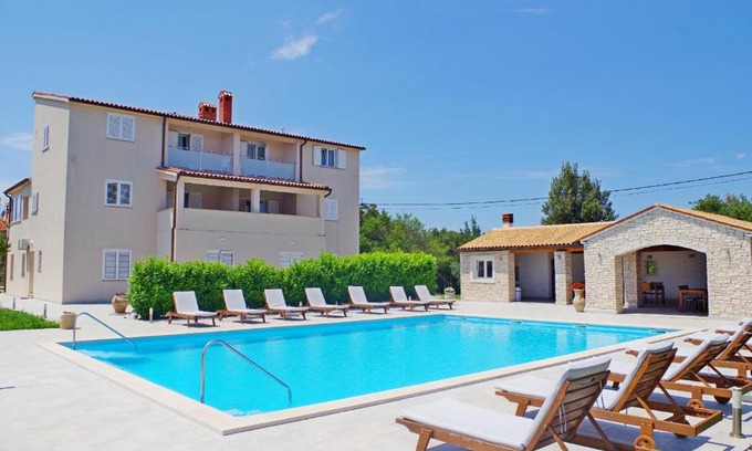 Rakalj Apartment | Holiday apartments in house Sanja