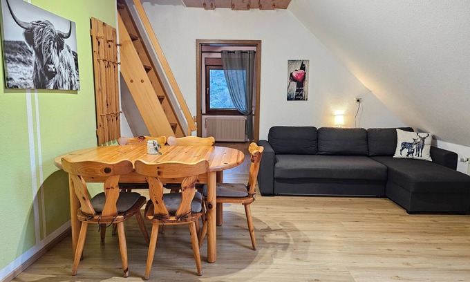 Bad Peterstal-Griesbach Apartment | Holiday Apartment 'Familienwohnung Nr 6' with Mountain View, Shared Terrace and Wi-Fi