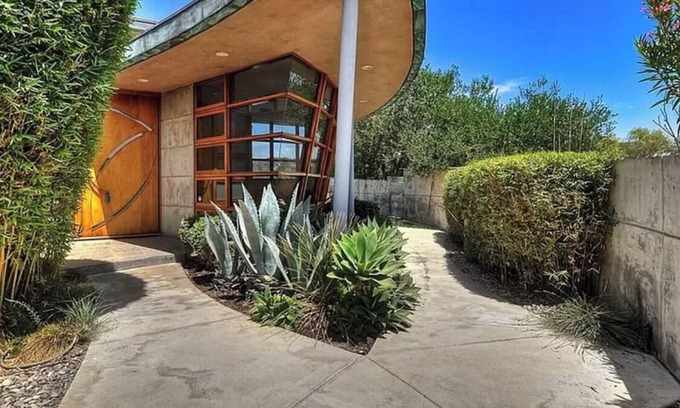 Mystic Hills House | Holiday Discount.Great Architectural Design with views 3-bedroom Laguna Beach