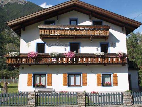 Bichlbach Apartment | Holiday Flat Zugspitze Arena Ski Slopes