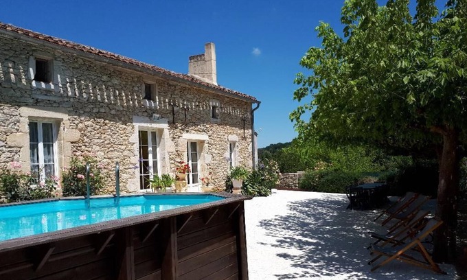 Sainte-Colombe-de-Duras House | Holiday house up to 14 people with swimming pool