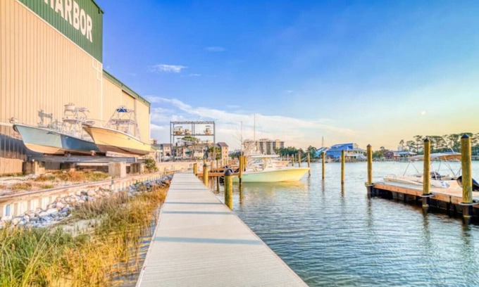 Holiday Harbor Apartment | Holiday Harbor Marina Apartment with boat slip!