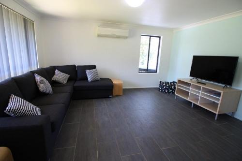 Manyana House | Holiday Haven