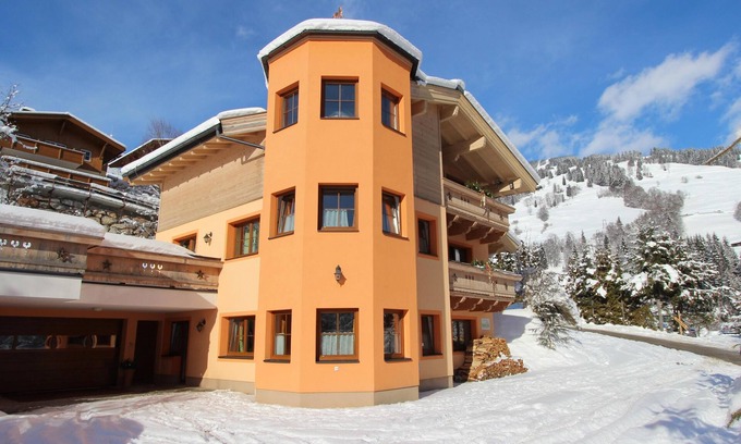 Vorderglemm House | Holiday home with wellness right by the slopes
