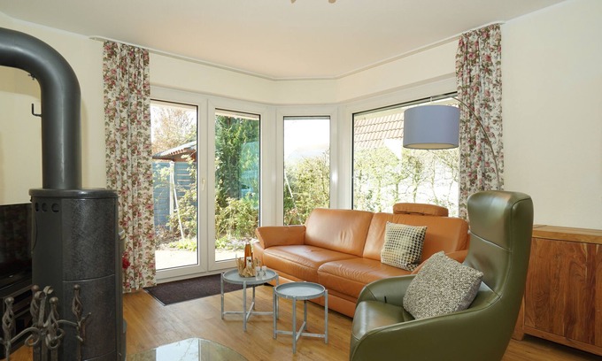 Cappel-Neufeld House | Holiday home for 6 guests with 75m² in Wurster North Sea Coast (157267)