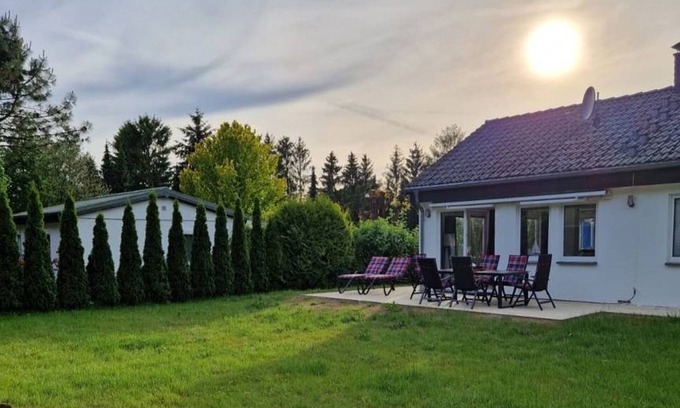 Oberhavel House | Holiday Home 'Am See 19' with Lake View, Wi-Fi and Air Conditioning