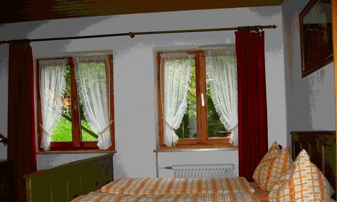 Bad Toelz Apartment | Holiday home 1 1 - Holiday apartment family Hanfstängl