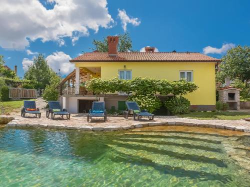 Strmac House | Holiday Home Angelina by Interhome