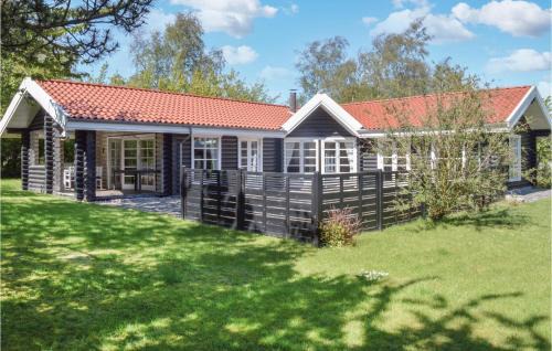 Holloselund House | Holiday Home Attenbjerg Vejby Xi