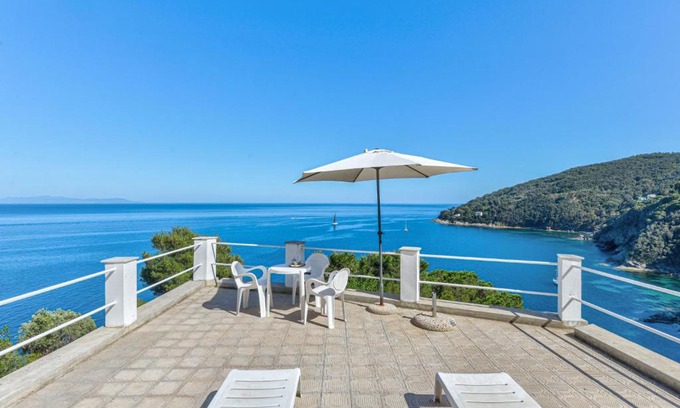 Rio Marina House | Holiday Home Baroccia da Mary by Interhome