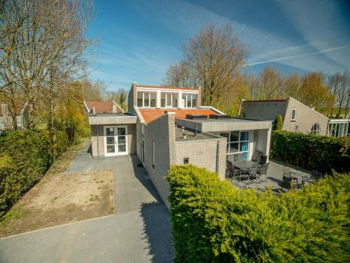 Brouwershaven House | Holiday Home by Grevelingenmeer with Sauna