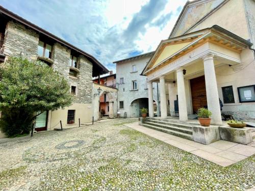 Baveno House | Holiday Home Casa del Villaggio by Interhome
