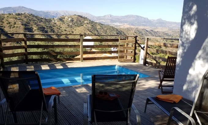 Comares Cottage | Holiday home Casa Wendy Comares with private pool in Andalucia.