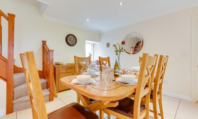 Margam House | Holiday Home Cilybe by Interhome