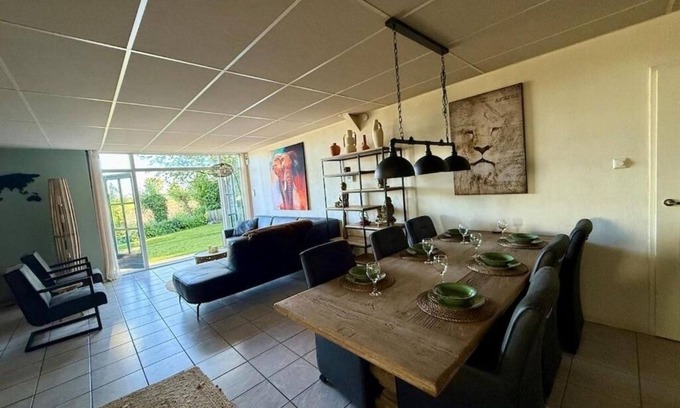 Hoogwoud House | Holiday Home de Binnengouw - Countryside Bliss