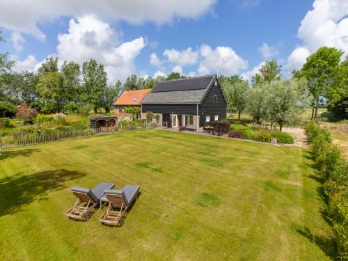 Grijpskerke House | Holiday Home De kleine Pionier by Interhome